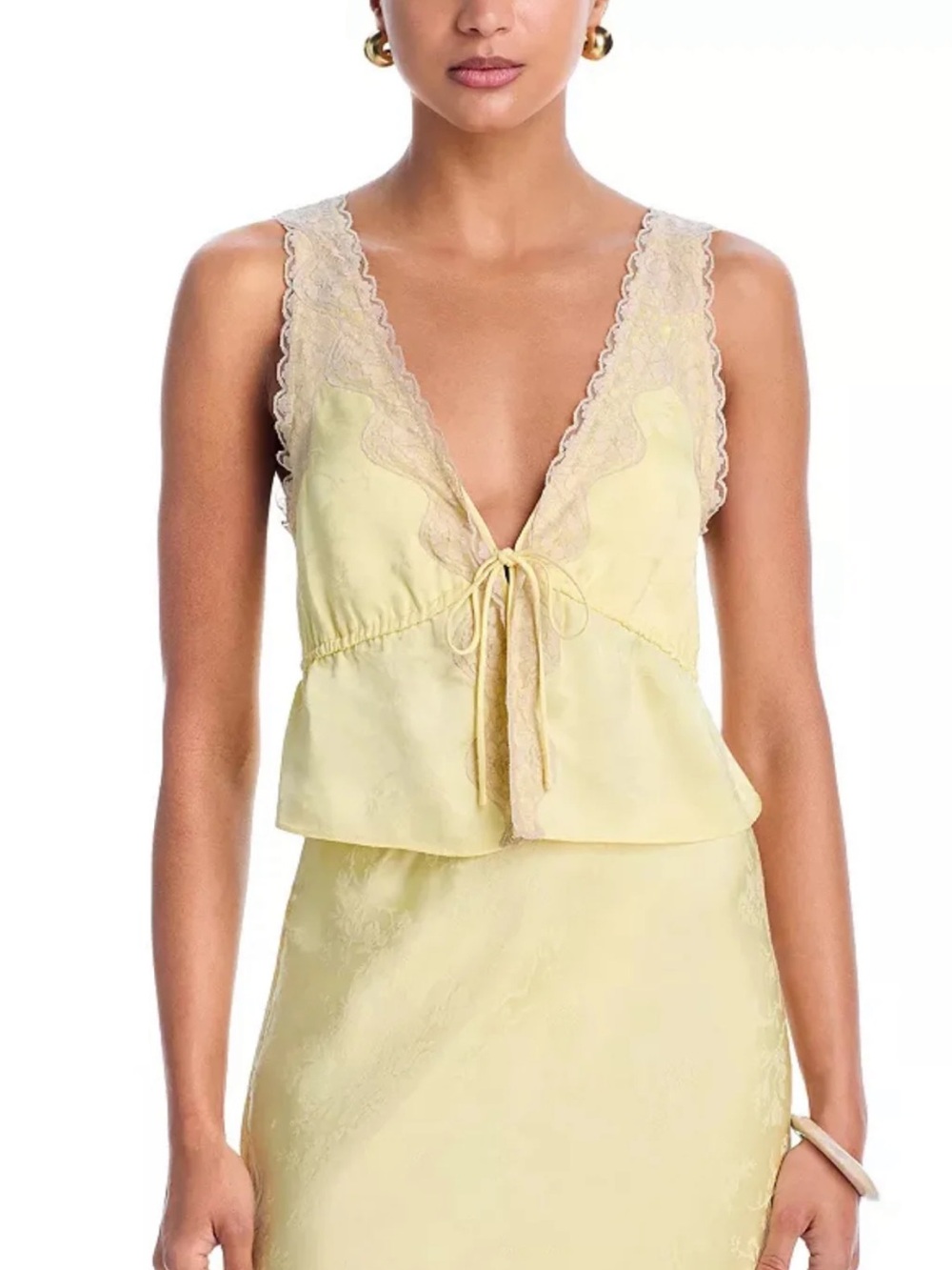 Rumored Lady Lace Top Butter Yellow Size Medium